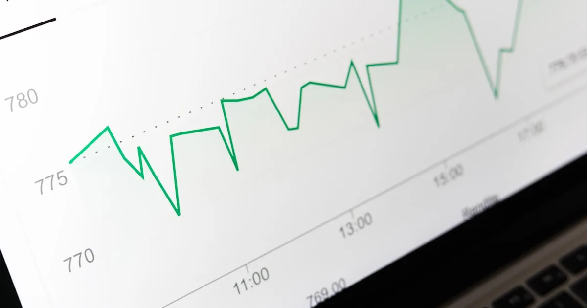 Comparatif 2026 des 3 moteurs de recherche IA : Google AI Mode, ChatGPT Search et Perplexity, courbes de visibilité dans le temps